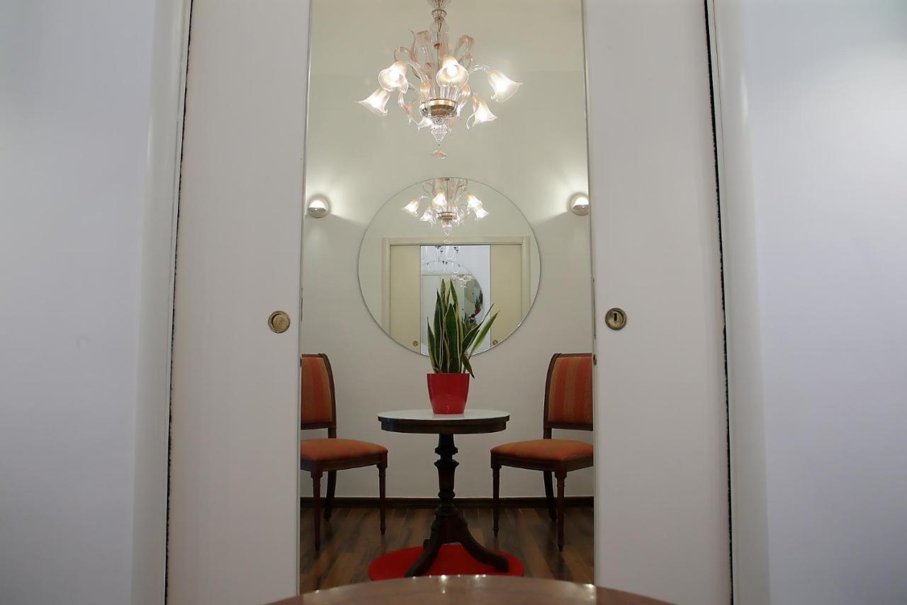 Отель Savoia International_Lt_Bari Stazione Экстерьер фото